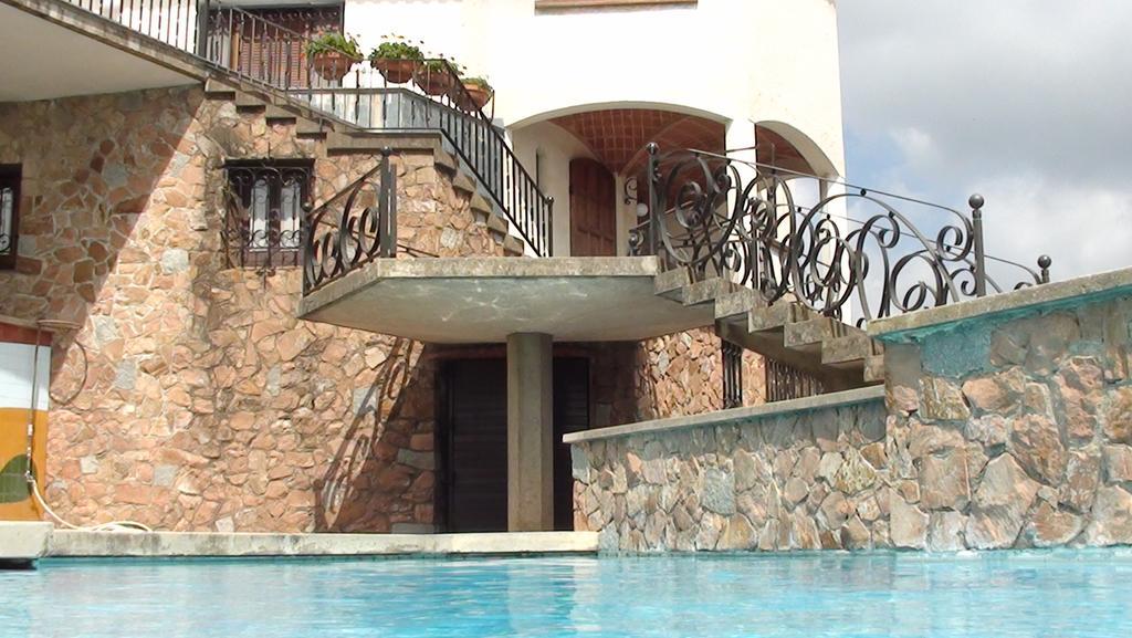 La Guaita Villa Riudecanyes Ngoại thất bức ảnh